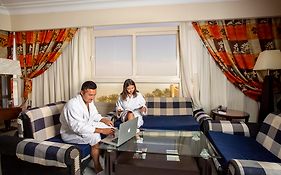 Amc Royal Hotel & Spa